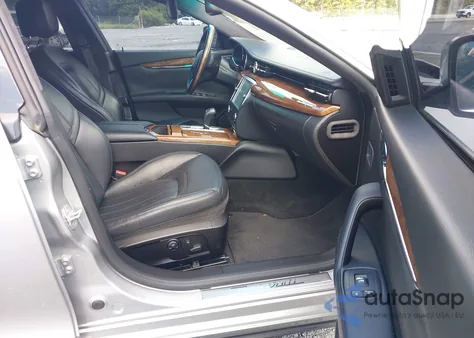 2014 Maserati Quattroporte S Q4 z USA, uszkodzony, nr VIN ZAM56RRA5E1082941